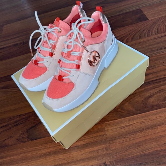 NWT Michael Kors Sneakers - Picture 5 of 7